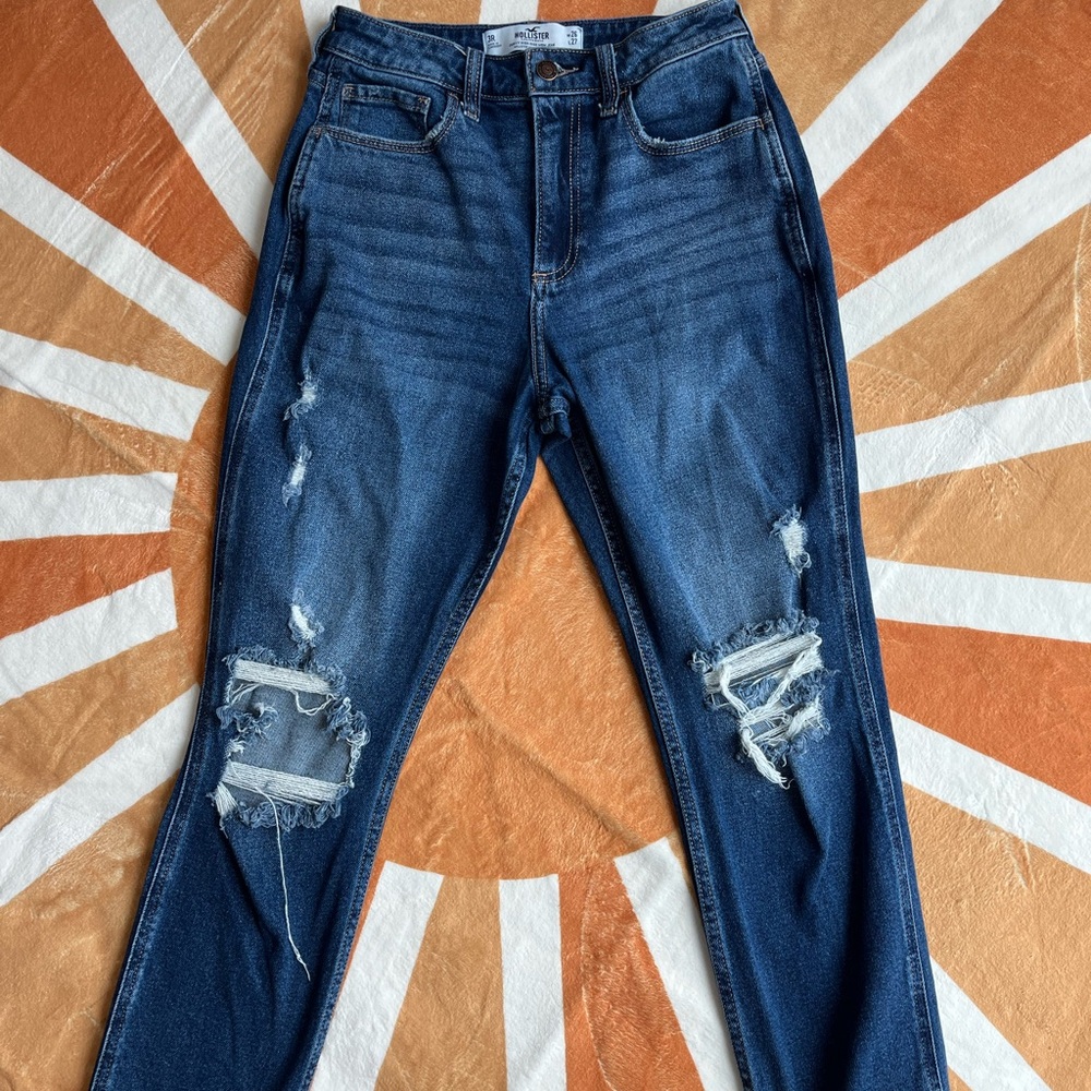 Hollister Dark Blue Curvy High-Rise Mom Jeans